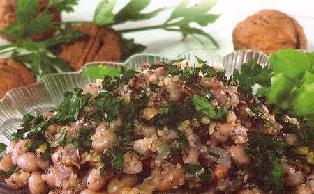 Фасоль с орехами Фасоль с орехами