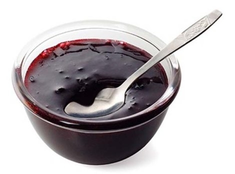Черная смородина с сахаром