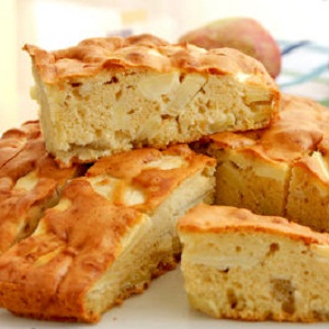 Шарлотка яблочная